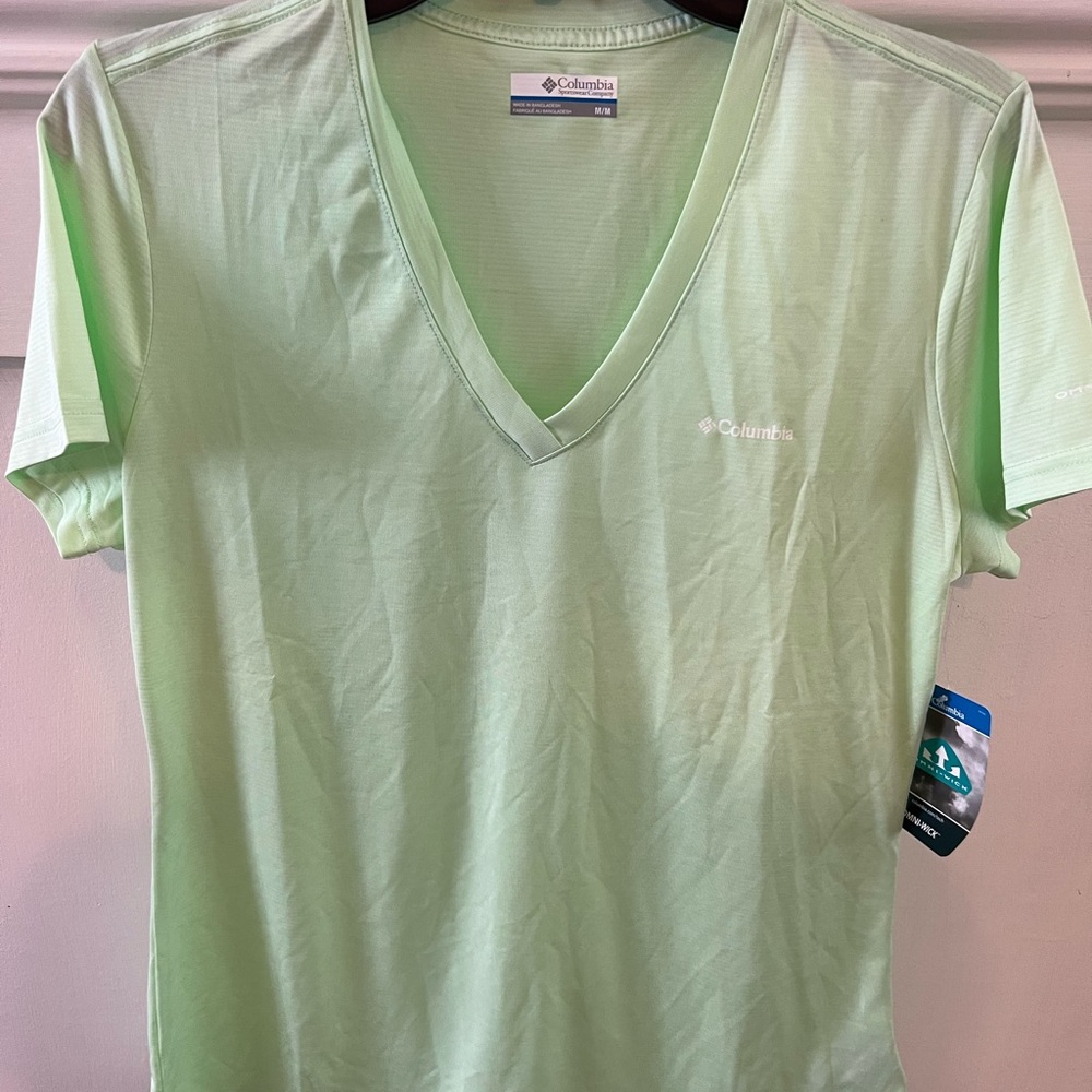 Columbia Mint Green V-Neck Tee